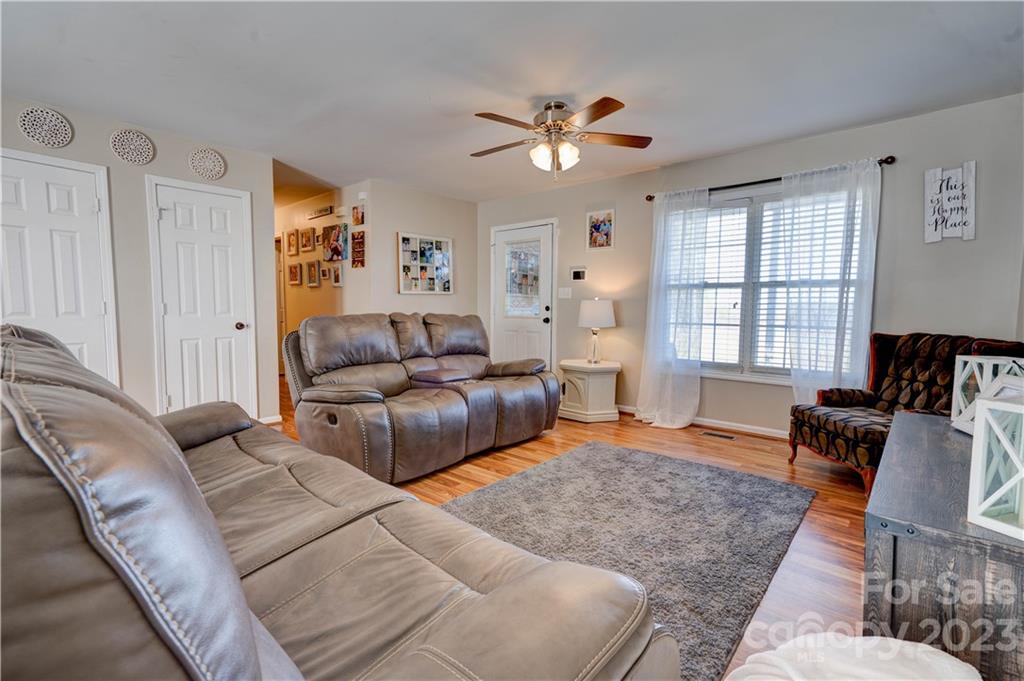 315 Goforth Road Kings Mountain, NC 28086 - Photo 5 of 25 Gallery Image 5