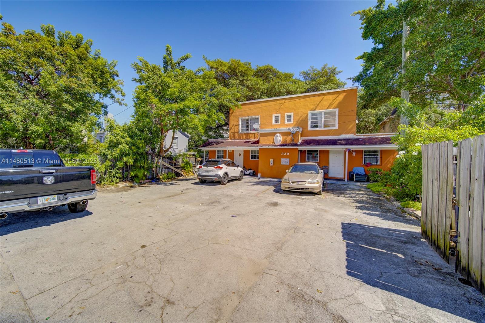 329 Northwest 17th Ave  