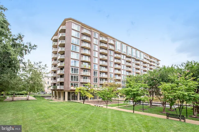 $600,000 | 510 N Street Southwest, Unit N217, Washington, DC 20024