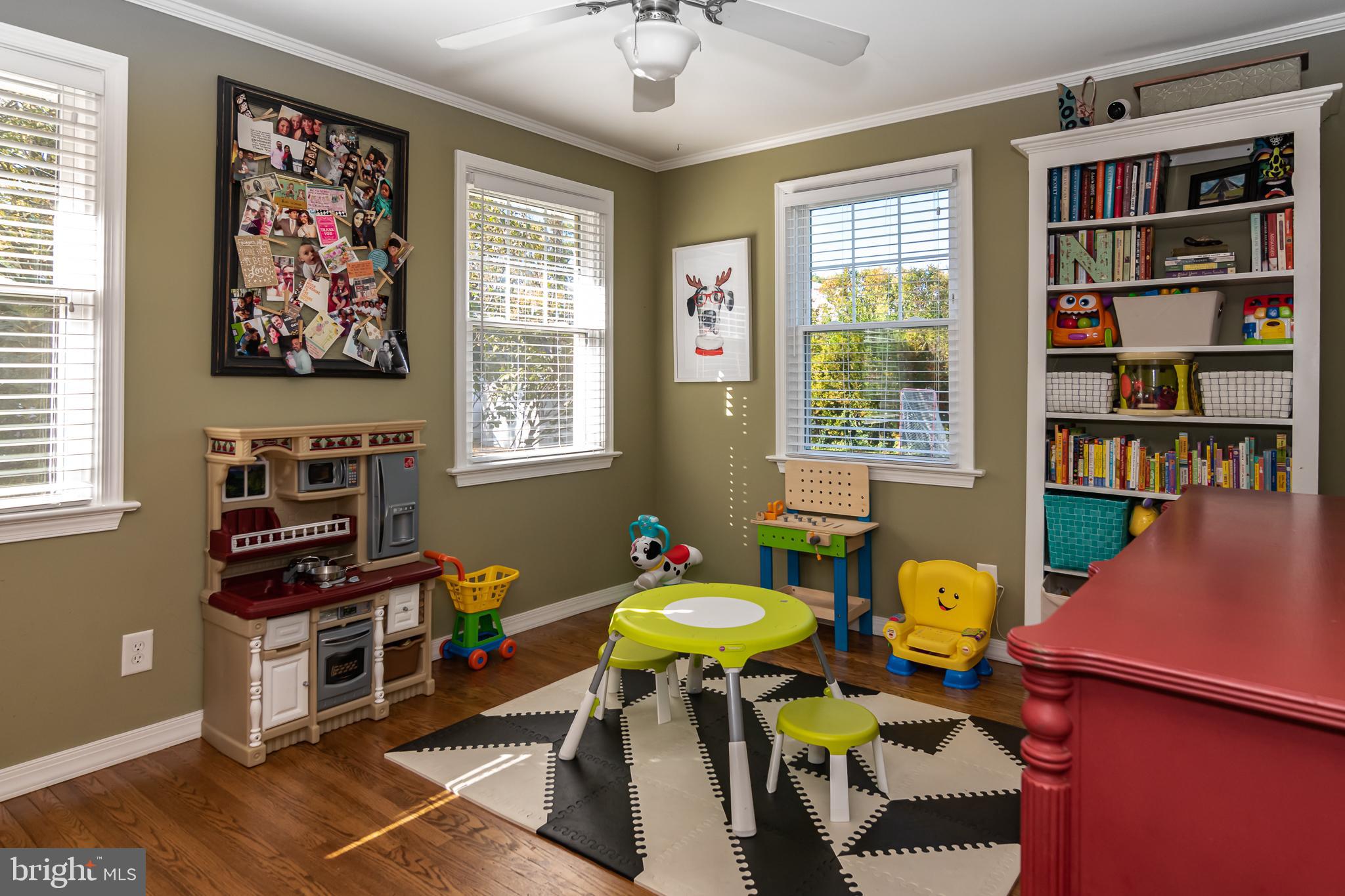 426 Kathmere Road Havertown, PA 19083 - Photo 15 of 37 Family Room