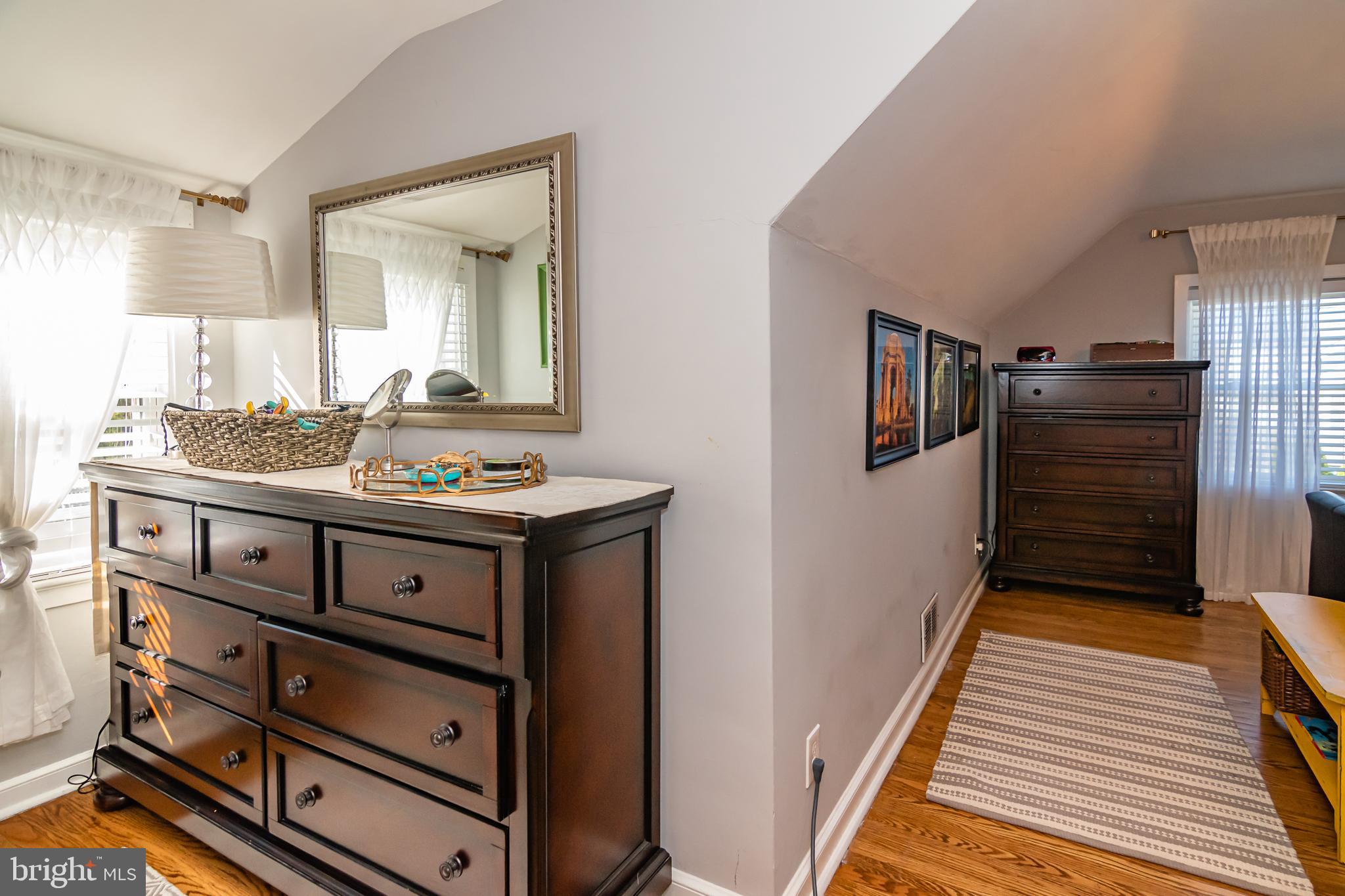426 Kathmere Road Havertown, PA 19083 - Photo 24 of 37 2nd Floor Bedroom 1