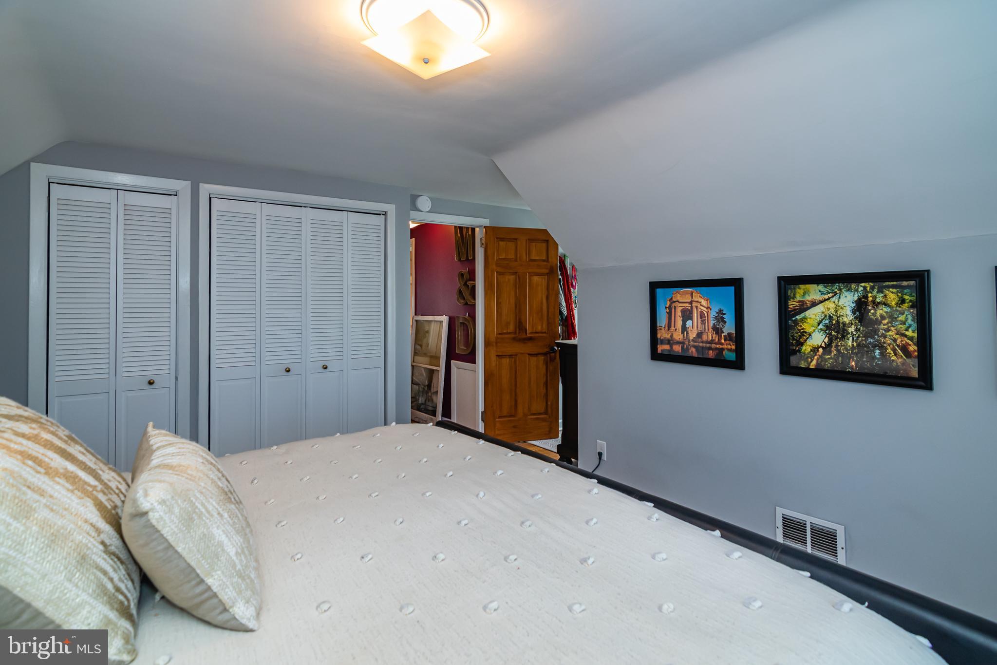 426 Kathmere Road Havertown, PA 19083 - Photo 25 of 37 2nd Floor Bedroom 1
