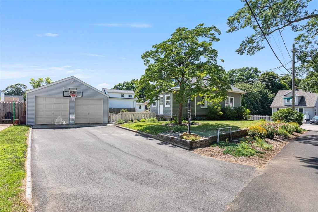 10 Wannisett Avenue East Providence, RI 02915 - Photo 2 of 28 Gallery Image 2