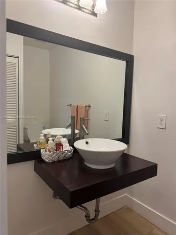 $4,600 | 10233 Northwest 52nd Lane, Doral, FL 33178