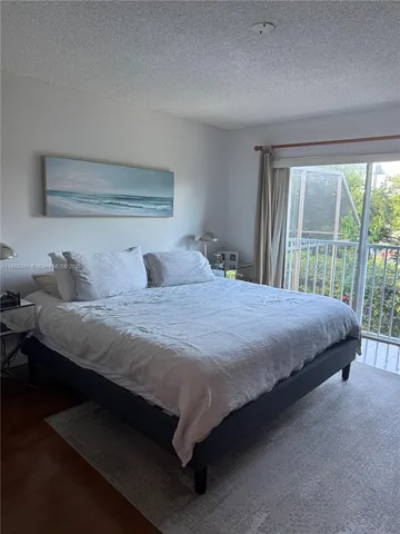 $4,600 | 10233 Northwest 52nd Lane, Doral, FL 33178