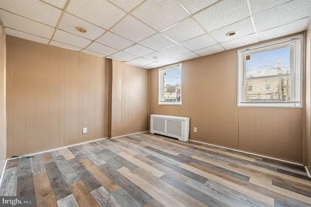 a view of a livingroom with an empty space