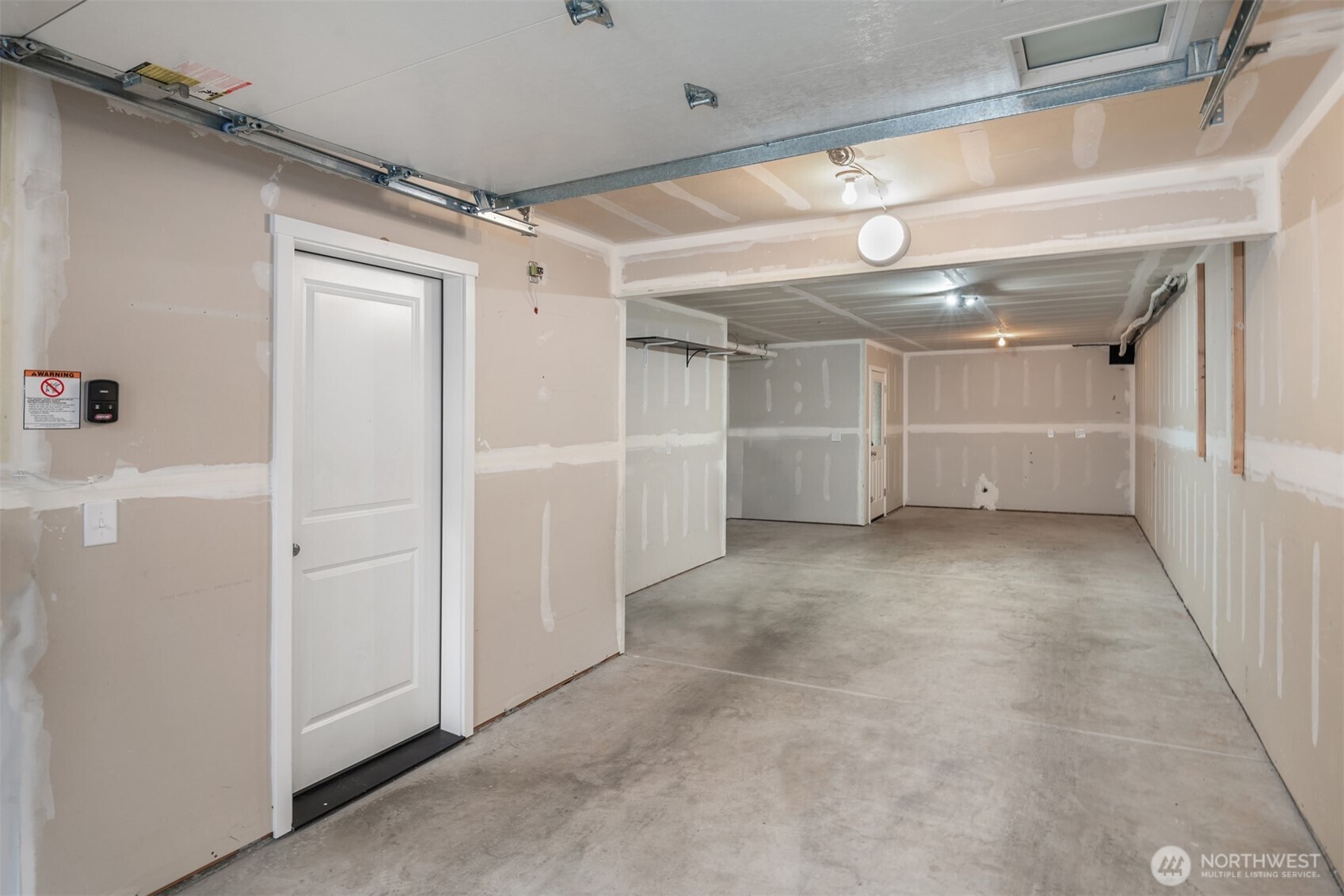 729 112th Street Southwest, Unit E1 Everett, WA 98204 - Photo 28 of 36