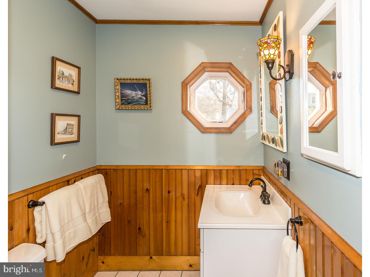 353 South Manoa Road Havertown, PA 19083 - Photo 12 of 24