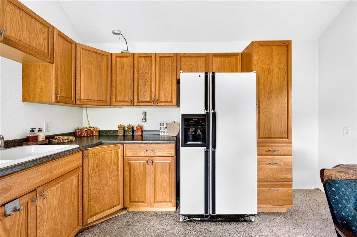 4106 Tamarack Beach Road Loon Lake, WA 99148 - Photo 10 of 22 Gallery Image 10