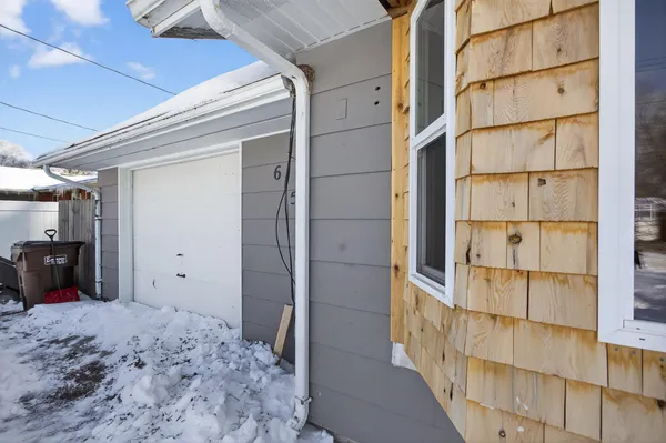 $243,000 | 615 Sioux Street, Jackson, MI 49203