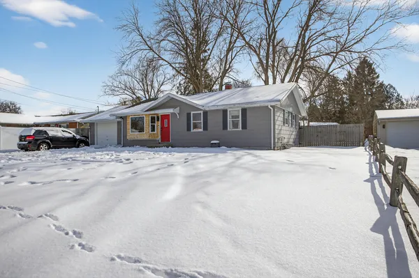 $243,000 | 615 Sioux Street, Jackson, MI 49203