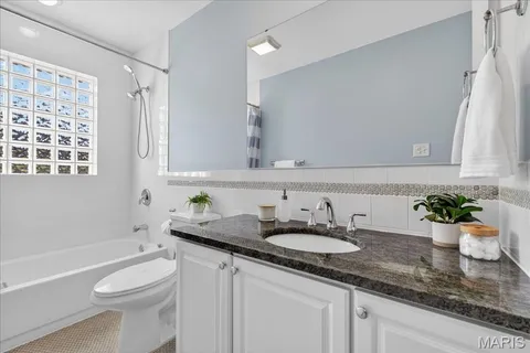 $389,900 | 8628 Mayflower Court, St. Louis, MO 63132