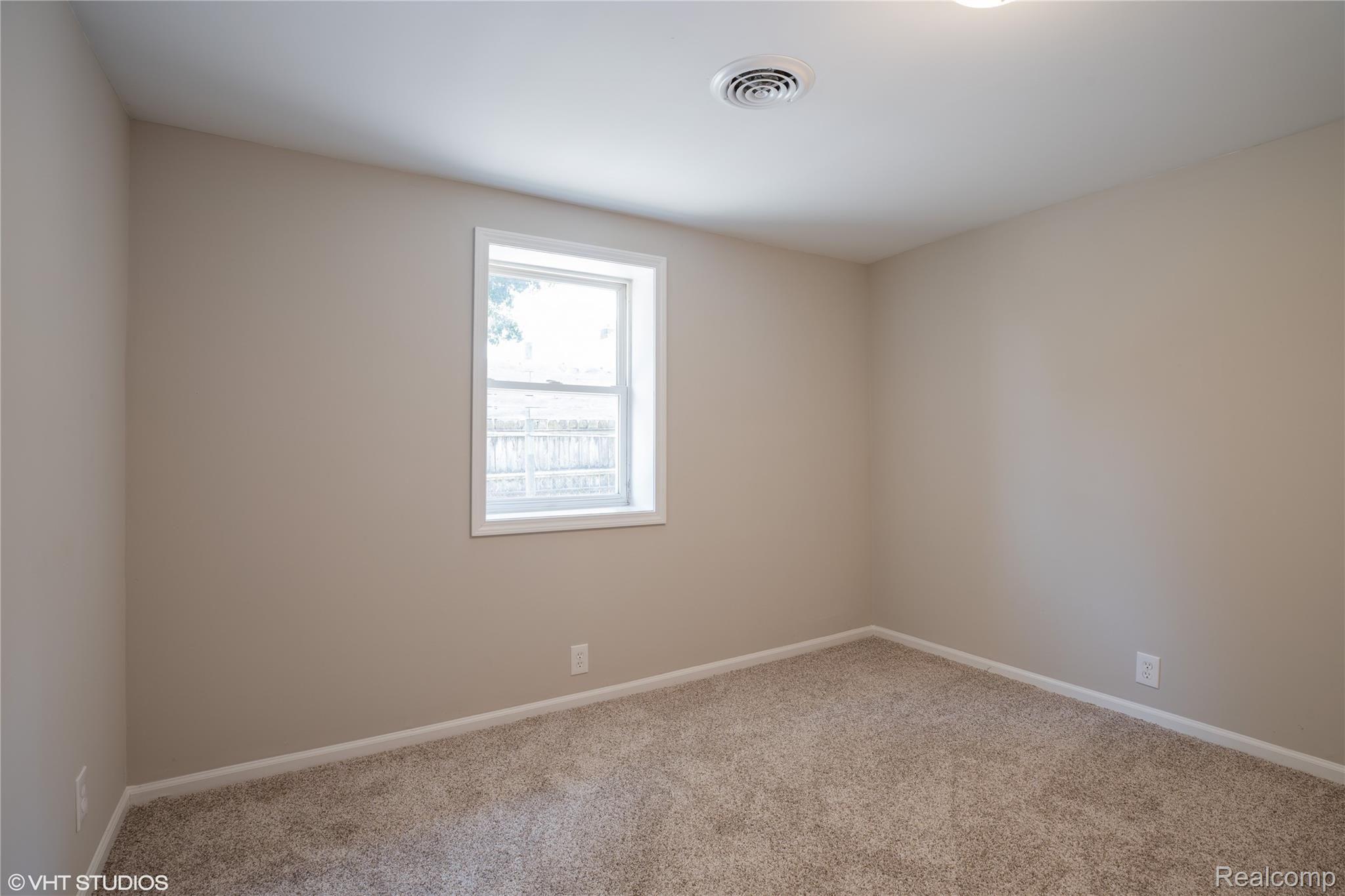10892 Textile Road Belleville, MI 48111 - Photo 16 of 25 16_10892TextileRd_2016_HiRes.jpg