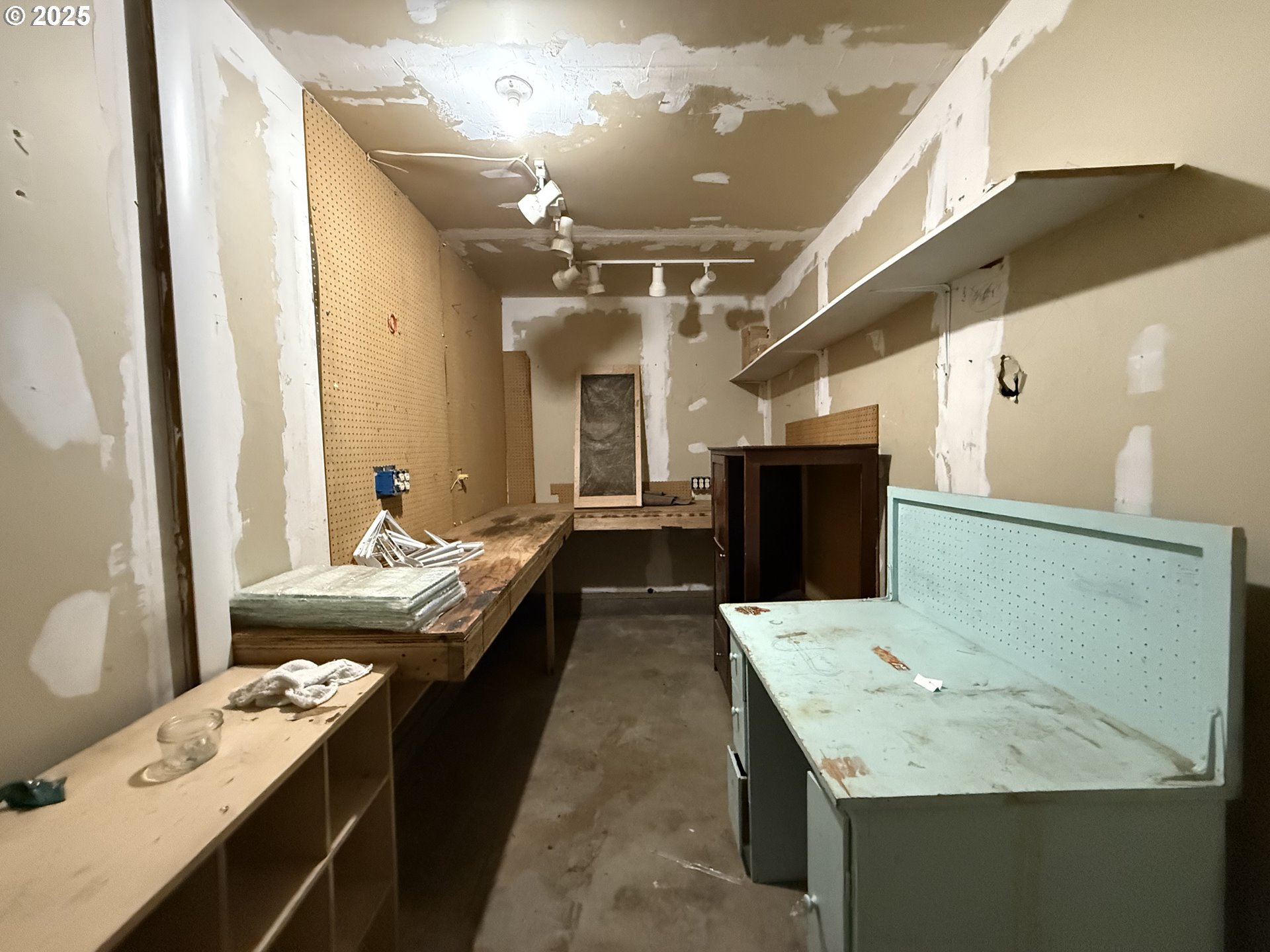 504 Lord Street Kelso, WA 98626 - Photo 29 of 37