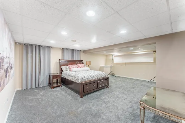 $385,000 | 1748 Windward Avenue, Naperville, IL 60563