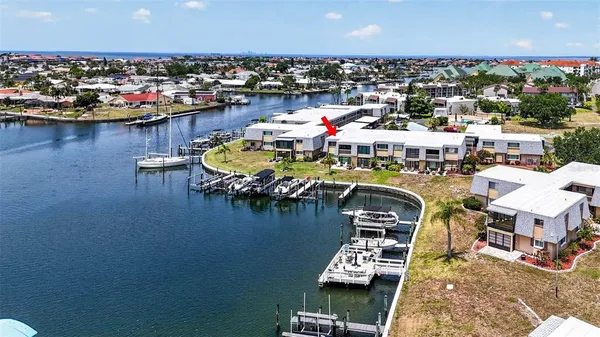$280,000 | 1008 Apollo Beach Boulevard, Unit 206, Apollo Beach, FL 33572