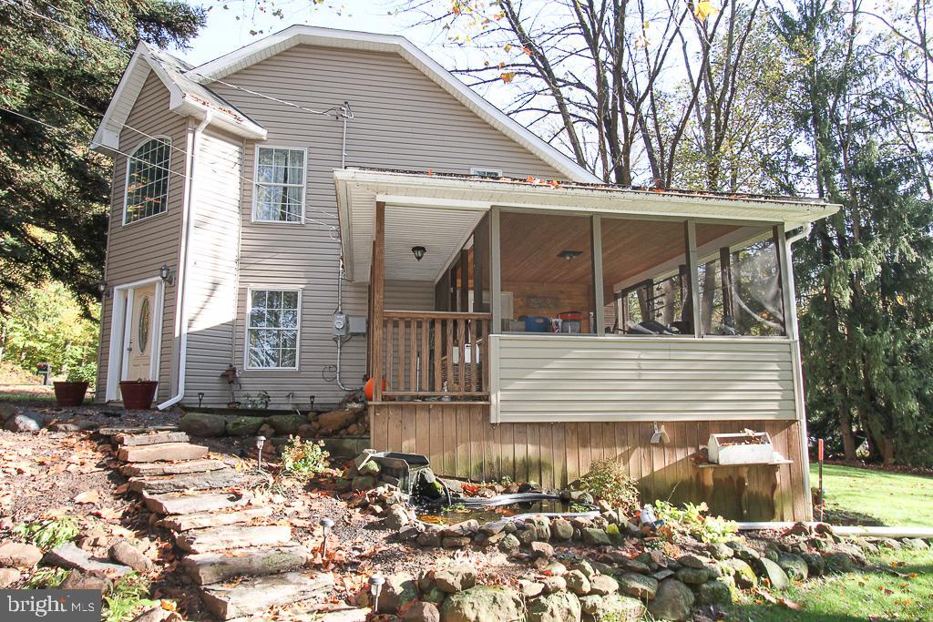 1475 California Road Quakertown, PA 18951 - Photo 2 of 24 EXTERIOR/PORCH