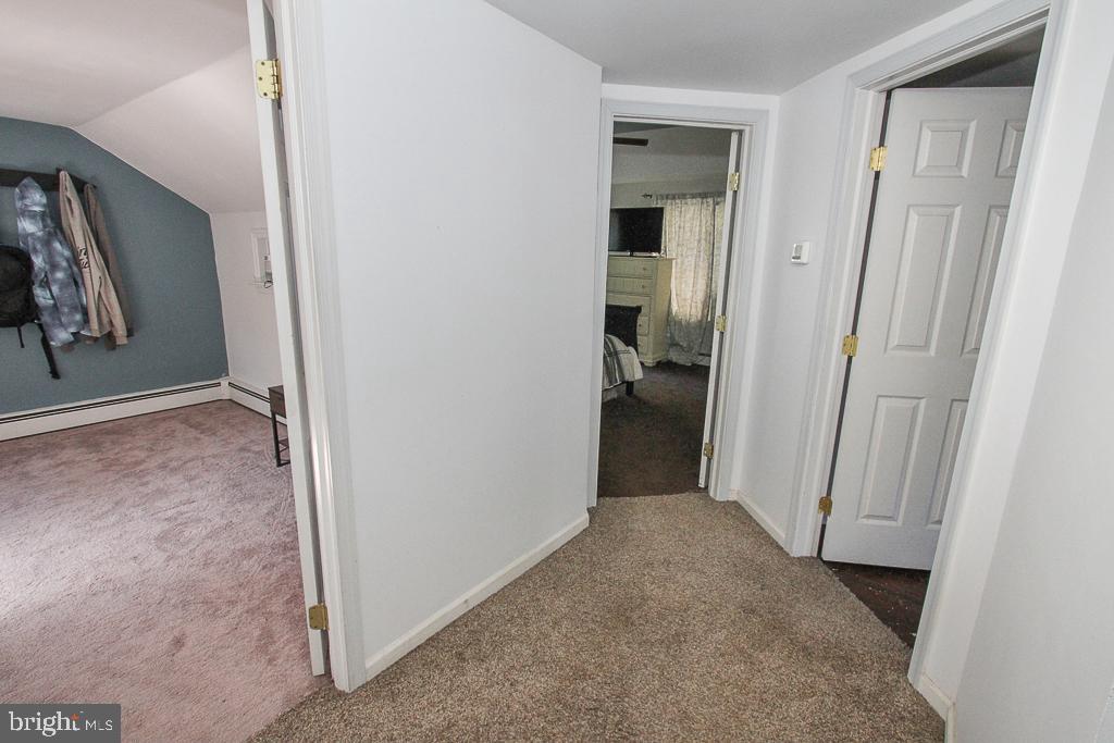 1475 California Road Quakertown, PA 18951 - Photo 11 of 24 HALLWAY