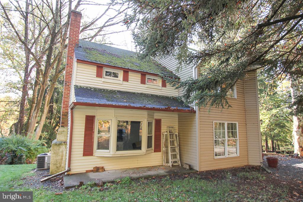 1475 California Road Quakertown, PA 18951 - Photo 3 of 24 SIDE EXTERIOR