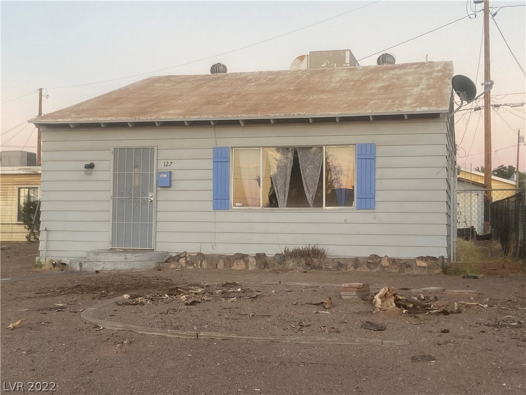 127 West Victory Road Henderson, NV 89015 - Photo 1 of 75 Gallery Image 1