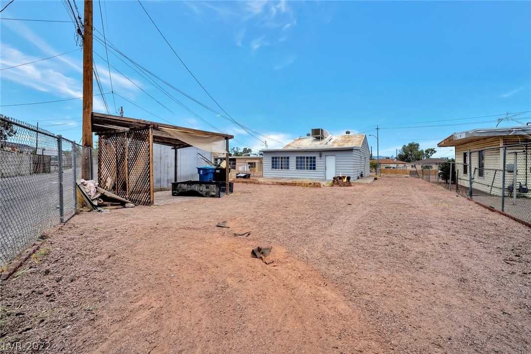 127 West Victory Road Henderson, NV 89015 - Photo 6 of 75 Gallery Image 6