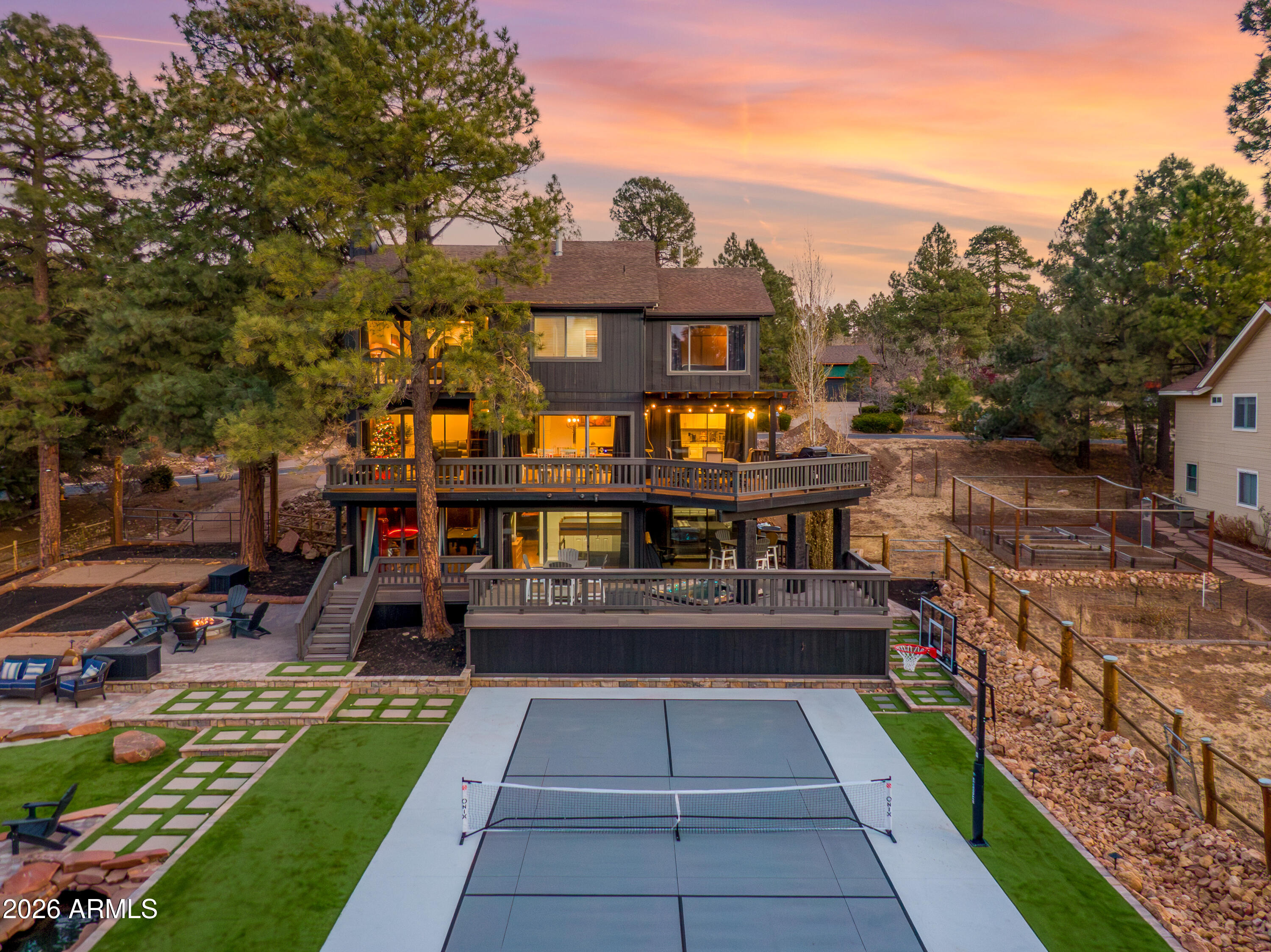 2055 North Fox Hill Road Flagstaff, AZ 86004 - Photo 2 of 110