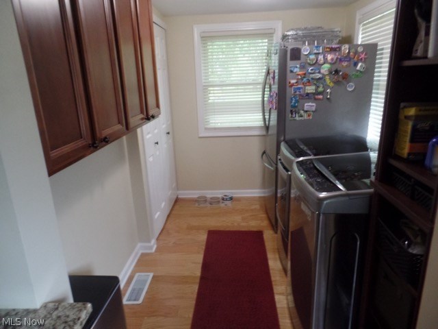574 Bishop Road Cleveland, OH 44143 - Photo 4 of 22 Gallery Image 4