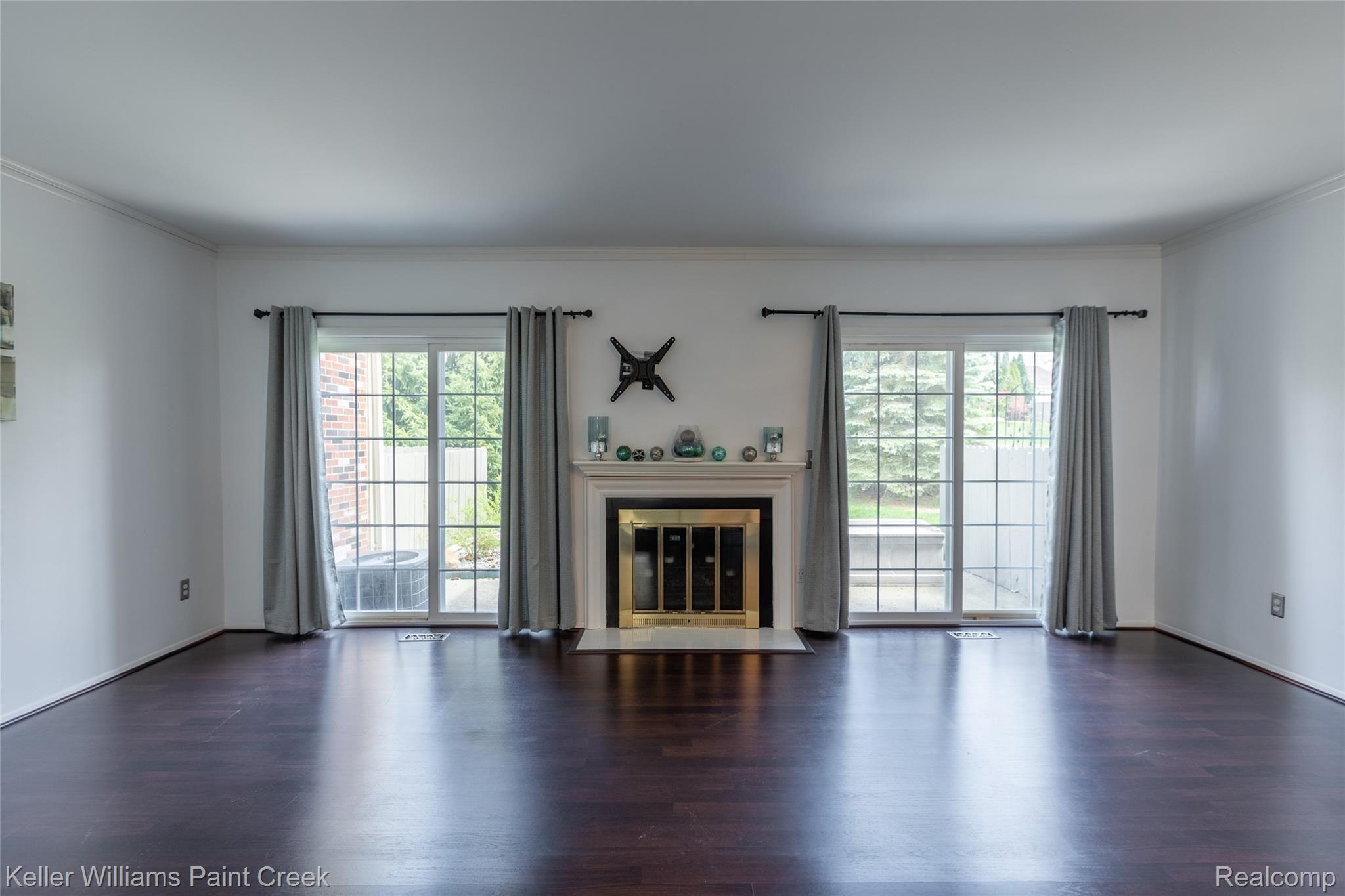 1492 Saddle Lane Rochester, MI 48306 - Photo 7 of 25 9X1A6972-HDR.jpg