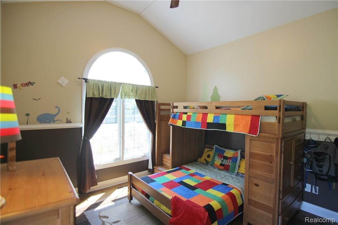 5690 General Squier Road Dryden, MI 48428 - Photo 18 of 40 jGeneral Squire Rd Bedroom 2.jpg