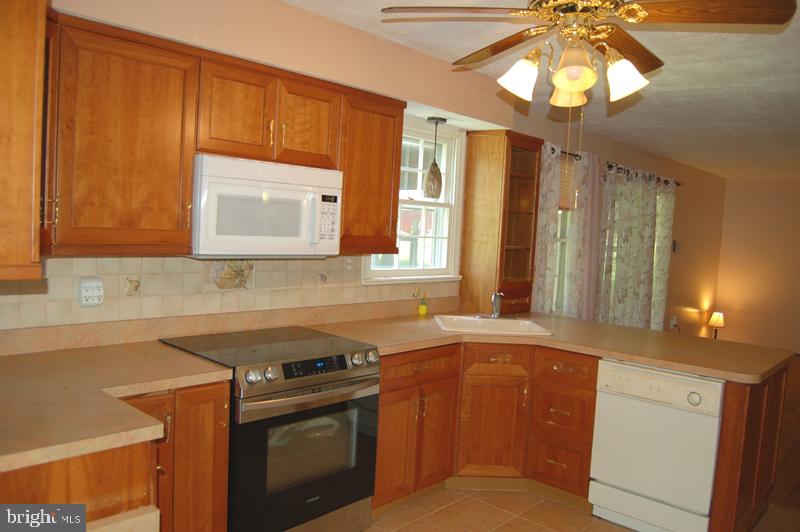 515 Whitford Hills Road Exton, PA 19341 - Photo 10 of 27 Gallery Image 10