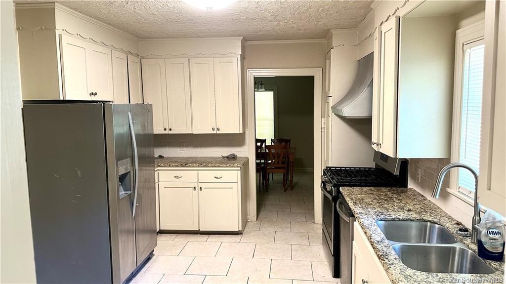 2000 Rose Street Lake Charles, LA 70601 - Photo 2 of 8