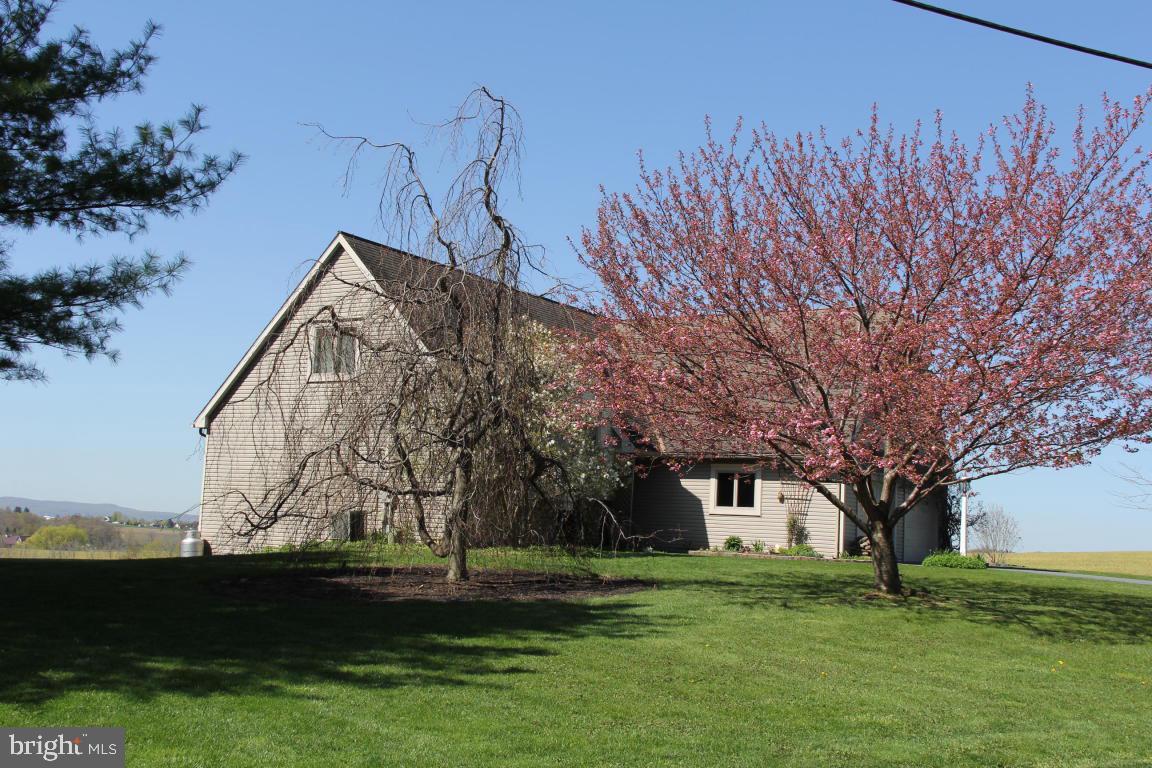 2068 Milton Grove Road Mount Joy, PA 17552 - Photo 4 of 24 Gallery Image 4
