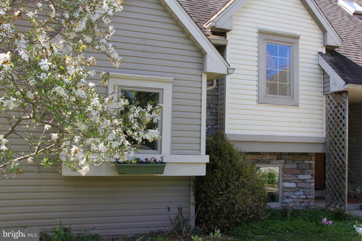 2068 Milton Grove Road Mount Joy, PA 17552 - Photo 5 of 24 Gallery Image 5