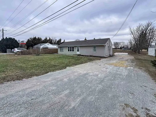 $160,000 | 11244 140th St Place, Davenport, IA 52804