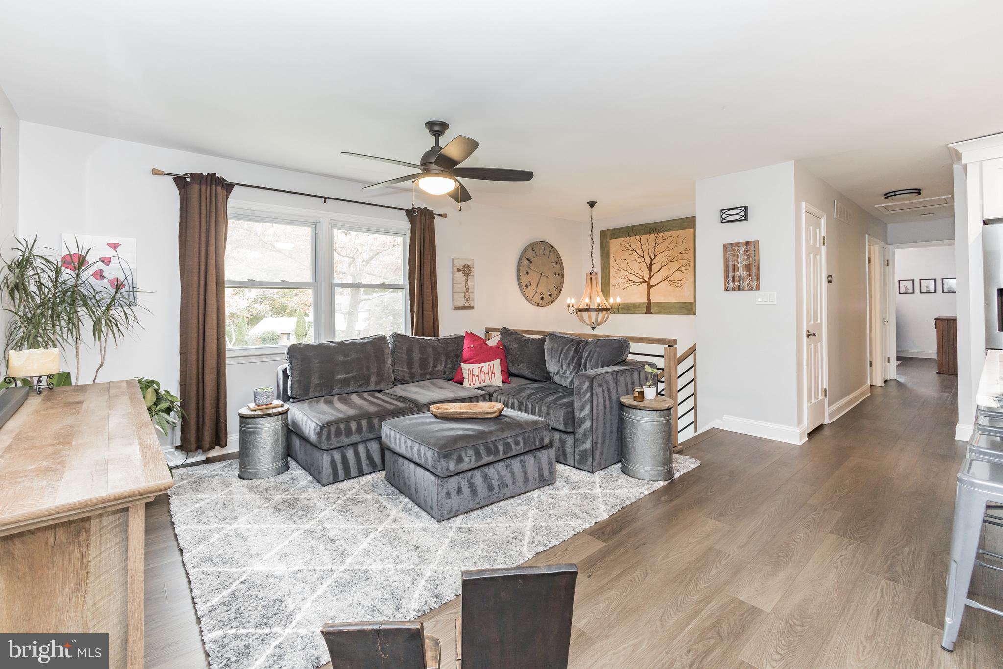 645 Hillmeade Road Edgewater, MD 21037 - Photo 14 of 45 Living
