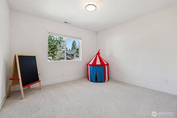 $1,060,000 | 21016 67th St Court East, Bonney Lake, WA 98391