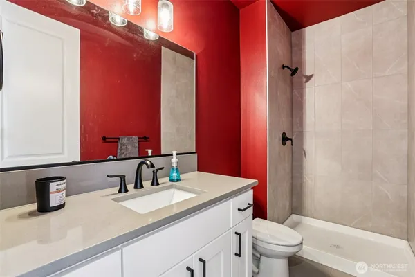 $1,060,000 | 21016 67th St Court East, Bonney Lake, WA 98391