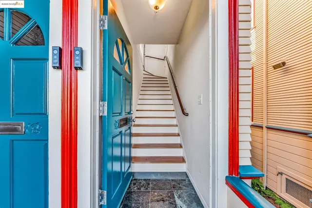 a view of a entryway