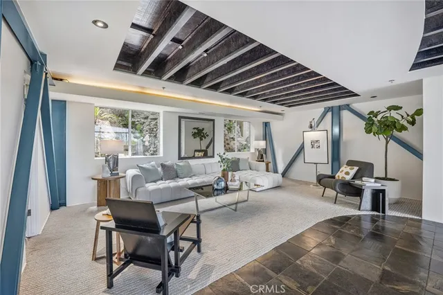 a view of a flower pot