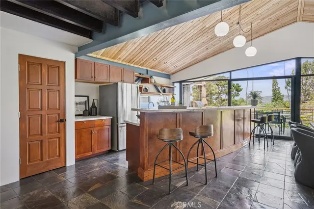 $3,100,000 | 686 Diamond Street, Laguna Beach, CA 92651