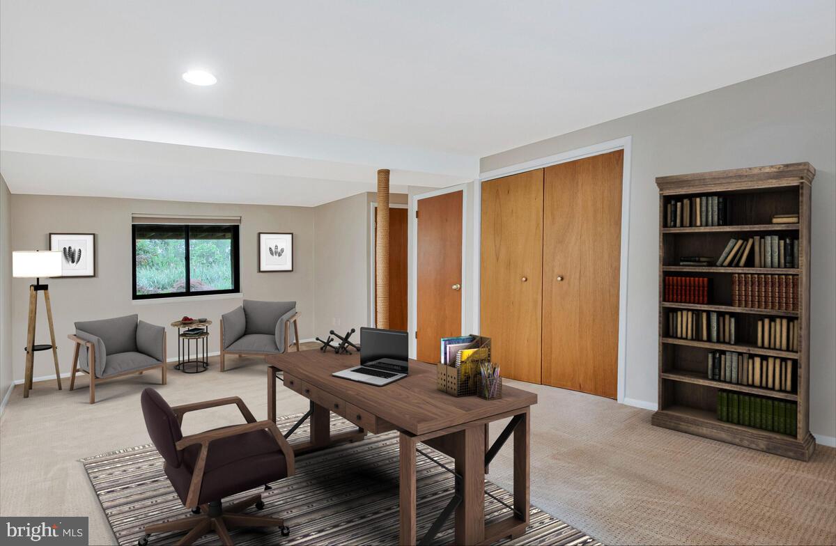 1428 Oak Bluff Road Edgewater, MD 21037 - Photo 33 of 43 a living room with furniture and a window