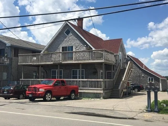 $1,700 | 603 Ocean Boulevard, Unit 1, Hampton, NH 03842
