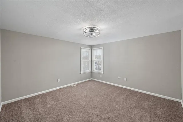 $215,000 | 7404 East 56th Terrace, Kansas City, MO 64129