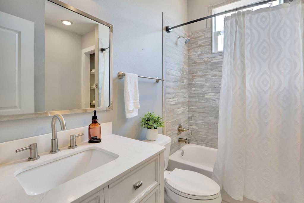 1387 St Anthony Street, Unit C New Orleans, LA 70116 - Photo 12 of 23