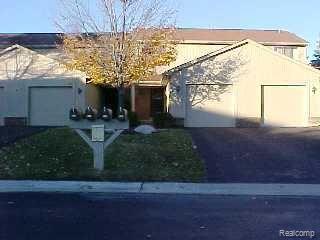 629 Byron Court, Unit 16 Rochester, MI 48307 - Photo 2 of 11 Byron Front View 2