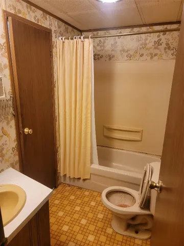 $199,000 | 6995 Highway 17C, Endicott, NY 13760