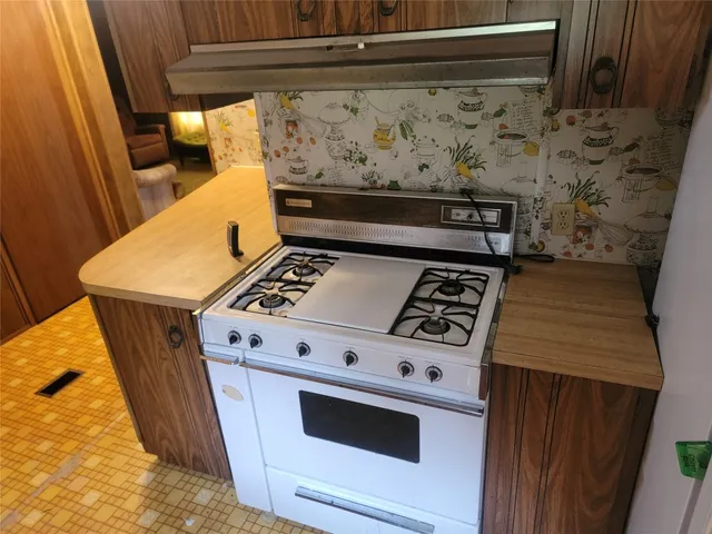 $199,000 | 6995 Highway 17C, Endicott, NY 13760