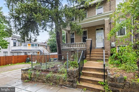 $525,000 | 907 Buchanan Street Northwest, Washington, DC 20011
