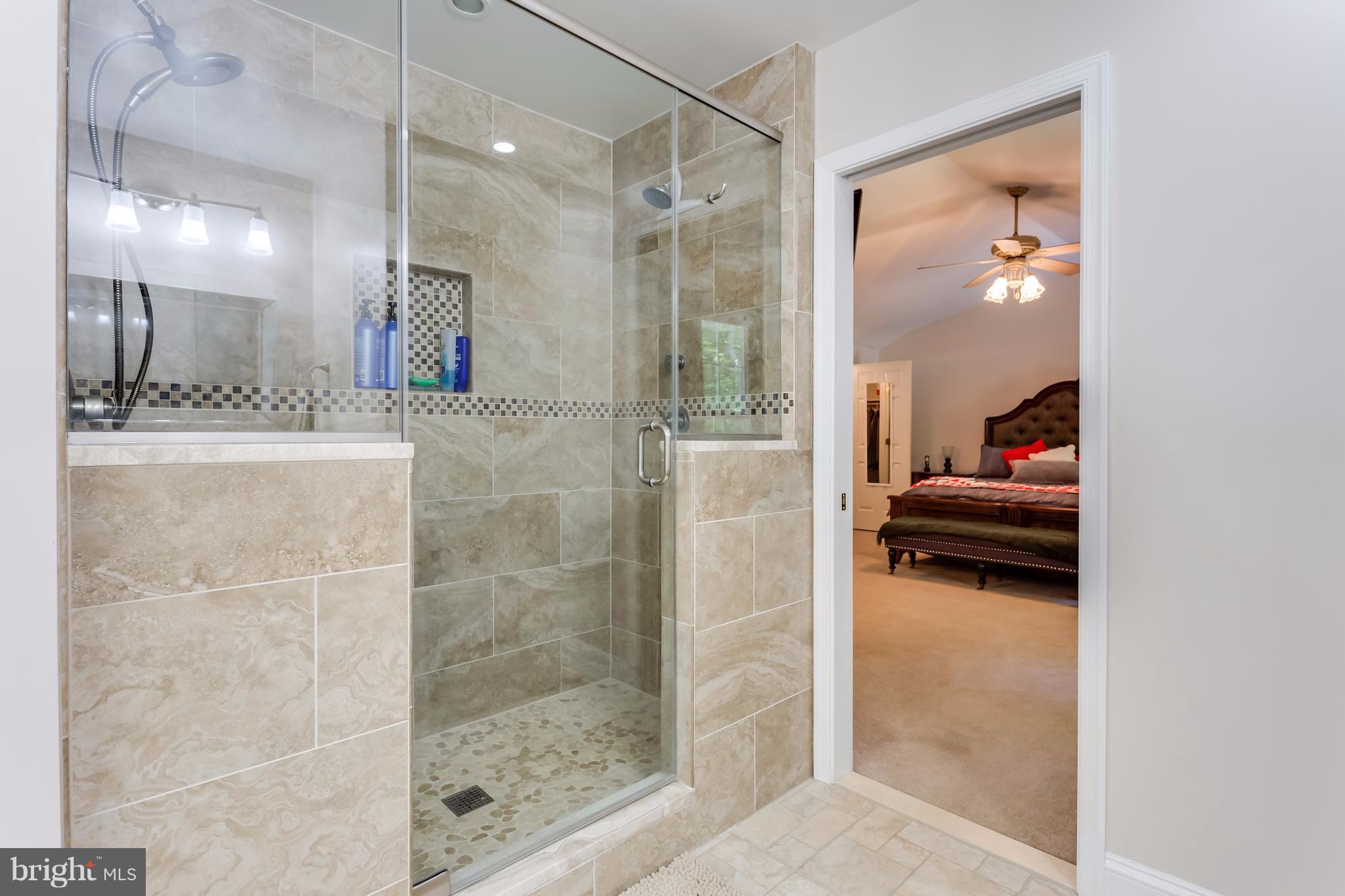 6680 Hunters Ridge Road Manassas, VA 20112 - Photo 17 of 30 Bath (Master)