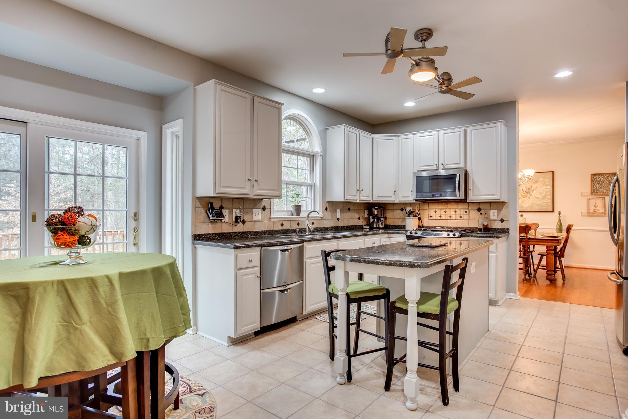 6680 Hunters Ridge Road Manassas, VA 20112 - Photo 6 of 30 Kitchen